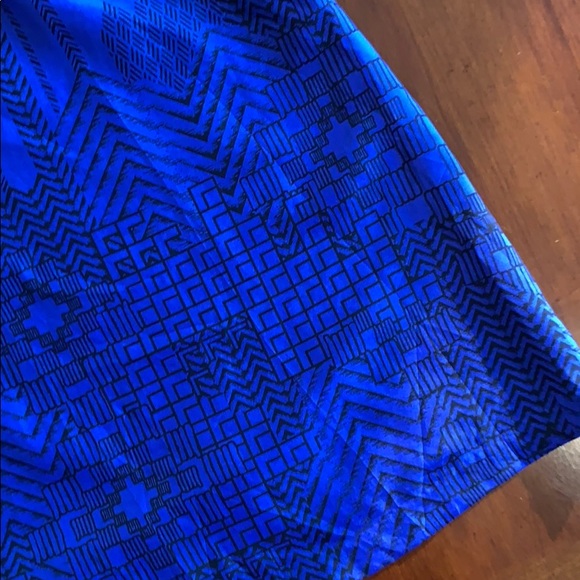 C. Luce royal blue geometric dress w peep shoulder - Picture 4 of 8